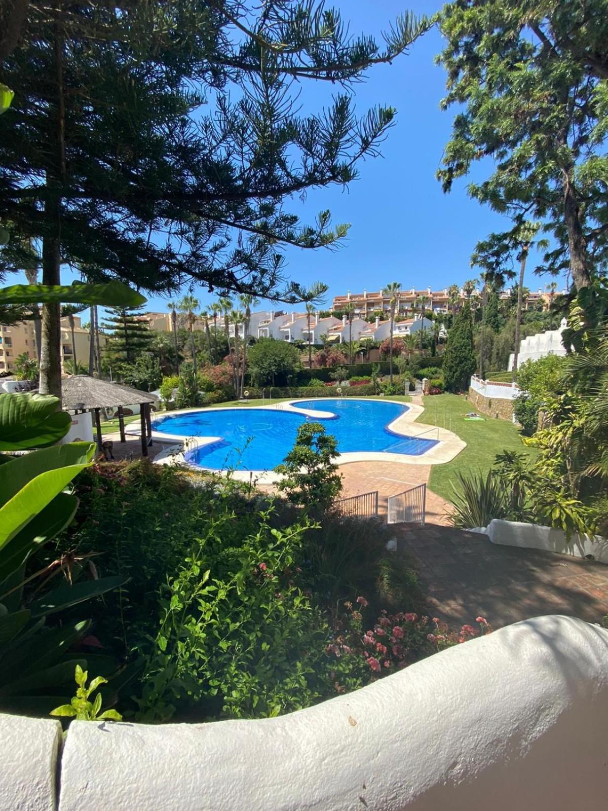 Benalgolf Vista Al Mar - Piscina Y Playa - Cercano A Campo De Golf 베날마데나코스타 외부 사진